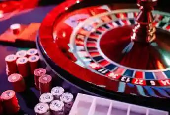 NN777 Myanmar ကစားသမားများ slots bonus နှင့် VIP reward ရနေသော မြင်ကွင်း